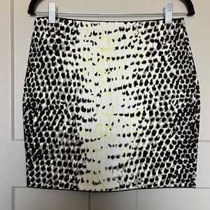 NWOT snake skin inspired mini skirt